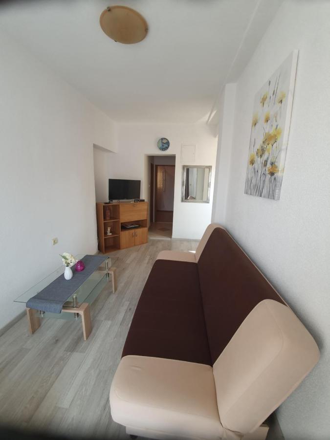 Apartman Dusanka Jovic Makarska Esterno foto