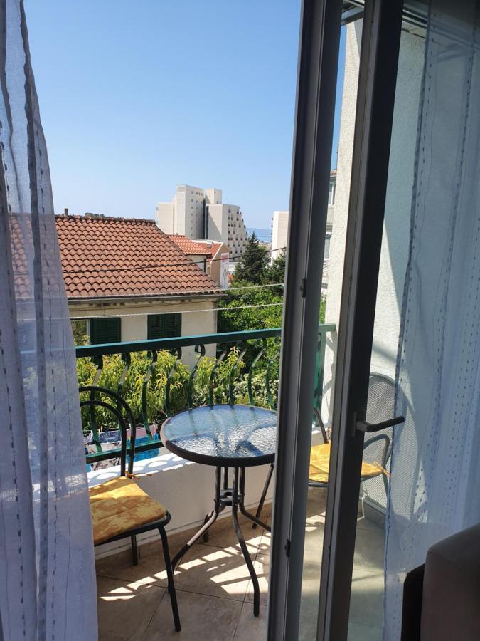 Apartman Dusanka Jovic Makarska Esterno foto